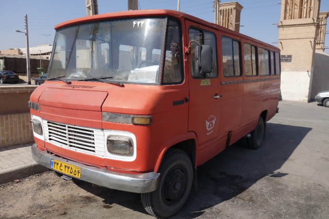 schoolbus in Yazd