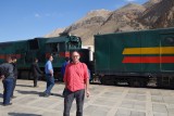 Kleurencombinatie en een extra locomotief in Firuzkuh.