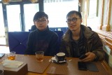 Li Yuan (rechts) en Chen Junfeng (links)