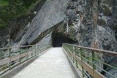 Sommige van deze tunnels zijn echt pikdonker.