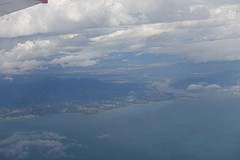Monding van Tamsui rivier met daarachter Taipei.