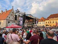 Een sfeerbeeld van de jaarmarkt in Bardejov.