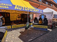 Er worden zelfs autozetels verkocht op de markt