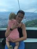 Cable car omhoog Skopje, nog voor de windstoten