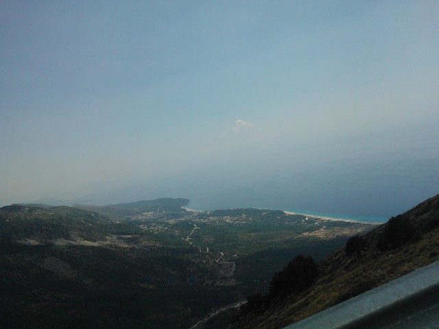Over de pas, naar de riviera