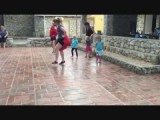 Kinderdisco:prive animatie ( en kans op rugklachten moeders :) )