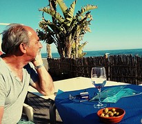 echt genieten op het uitgestorven strand in Almayate 2