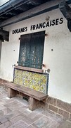 Oude grenspost Spanje-Frankrijk langs de D933 bij Arneguy