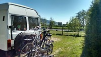 Staplaats op camping in Autun 1