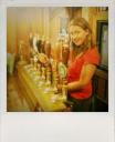 Ilona aan de biertap in Monteighs Bierbrouwerij!