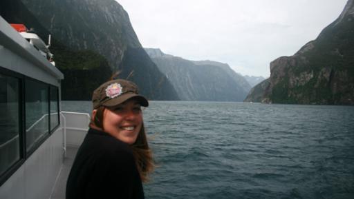 Ilona op de boot @ Milford Sounds