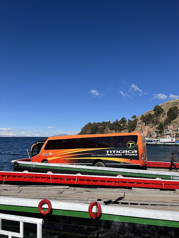 Bus op boot