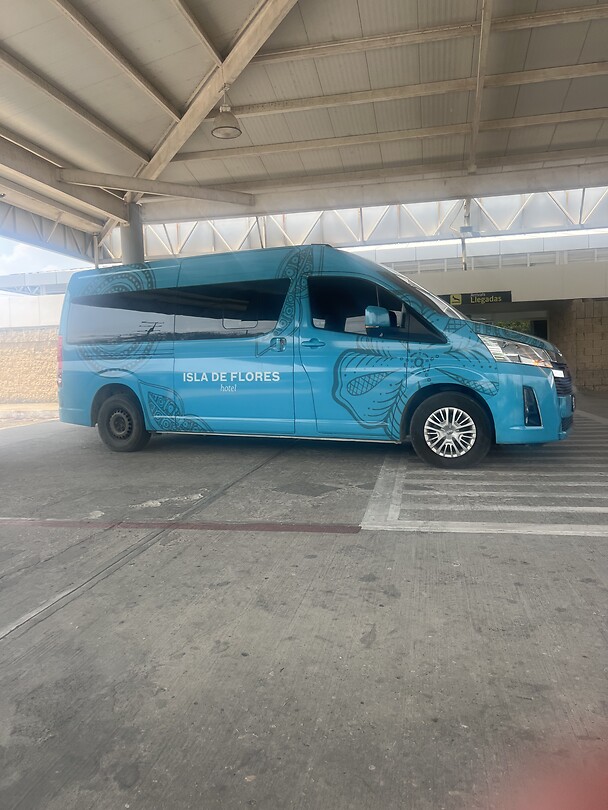 Shuttle naar Tikal