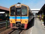 Uurtje met de trein voor 20 Baht p.p. (0,50 eurocent)