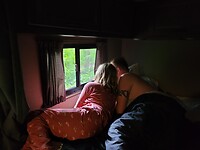 Eerste keer wakker worden in de camper 🥰