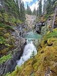 Maligne Canyon