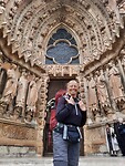 In Reims voor de Kathedraal.