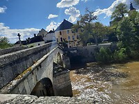Brug naar Arcy sur Cure.