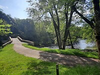 Dag 29,  Rivier le Cure in Pierre Perthuis