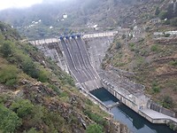 De prachtige dam.