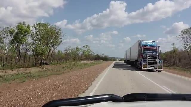 roadtrain Stuart Hwy
