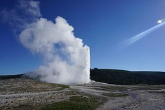 Old Faithful (geyser)