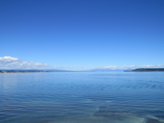 lake taupo