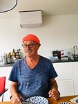 Geert met oranje mutsje