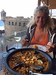 Paella in een unieke baai