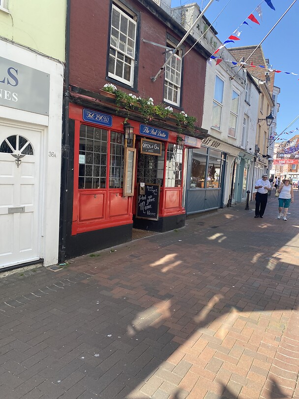 Pub in Cowes