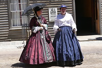 Vrouwen uit het historische dorp