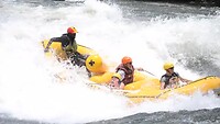 Surfen met de raft