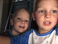 De mannetjes maken selfies