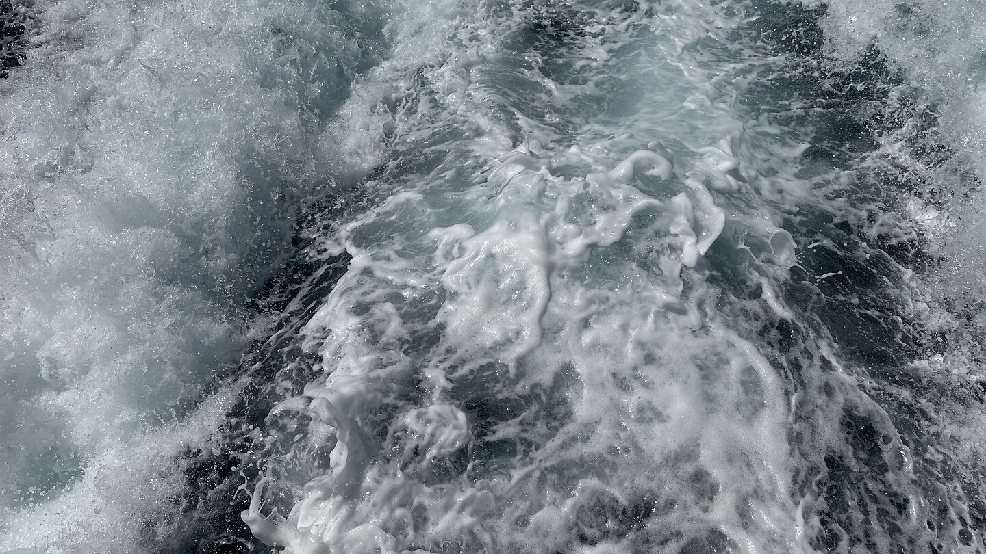 Golven van de boot