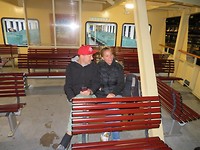 op de ferry na afloop