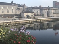 Cognac rechts van pont neuf