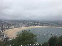 Uitzicht op de Monte Urgull zonder m’n kop erop