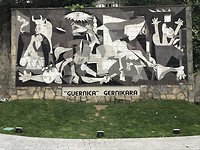 Betegelde replica ‘Guernica’ (Picasso)