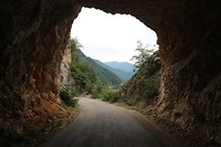 Tunnels tussen Montenegro en Bosnië in