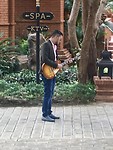 De beroemde Myanmarese rock zanger