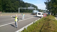 Pech onderweg (lekke band)