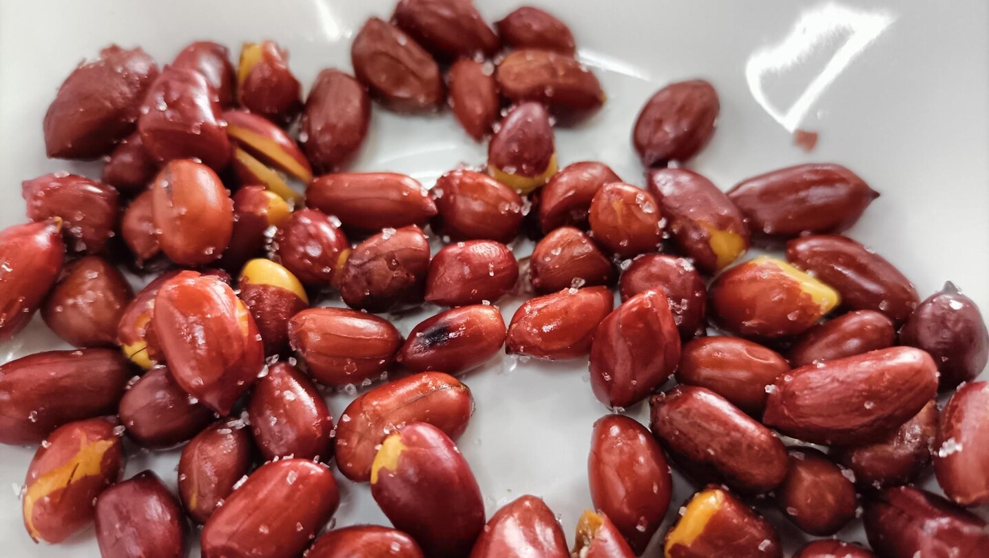 Pindanootjes bij de Chinees