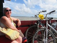 Veerbootje richting Nieuw Amsterdam