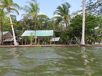 Overbridge River Resort