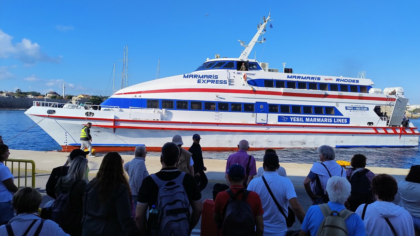 Onze catamaran > Marmaris