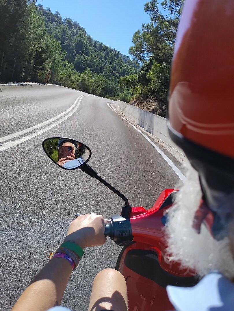 Op de Vespa