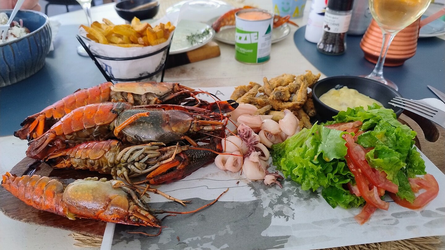 Seafood platter for one