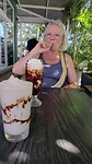 Three Trees café
