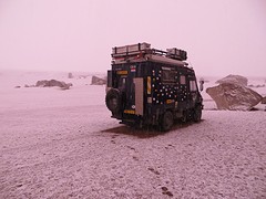 in de sneeuw