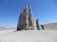 Mano del Desierto, Kunst in de woestijn